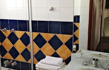 Grupo Kings Suites - Bosques De Duraznos 72 * Mexico City